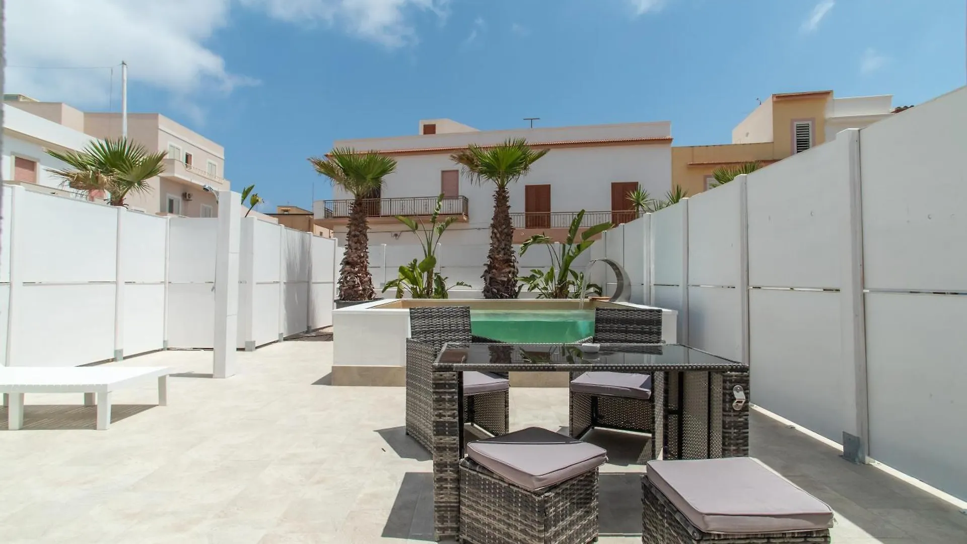 Guest house Le Grotte Hotel Lampedusa Italy
