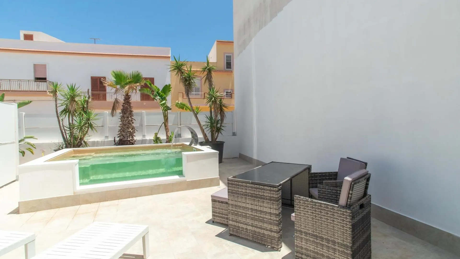 Le Grotte Hotel Lampedusa Guest house